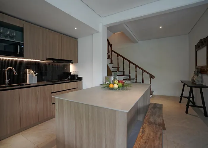 Villa Juan Legian *