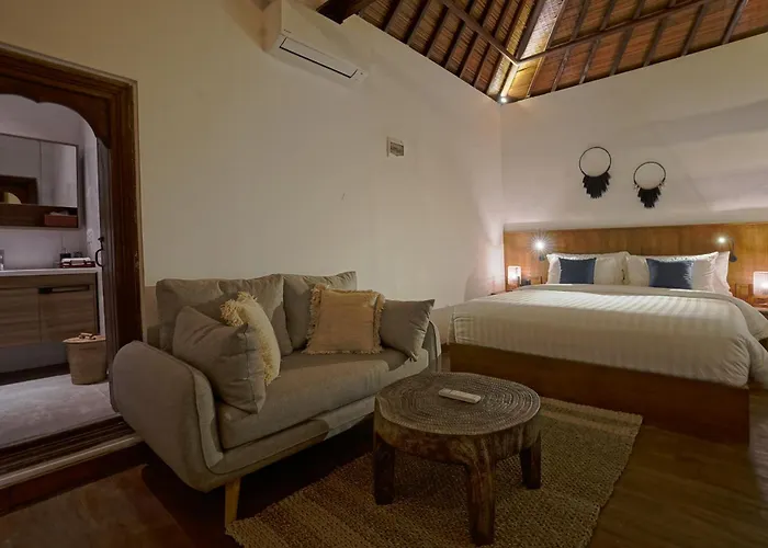 Villa Juan Legian *